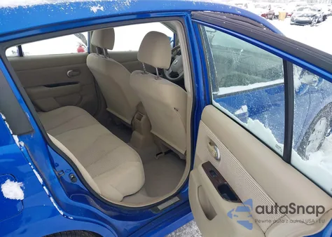 2011 Nissan Versa 1.8Sl z USA, uszkodzony, nr VIN 3N1BC1CPXBL404334